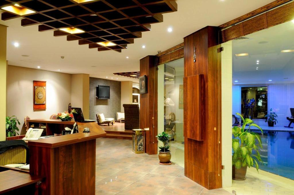 Spice Hotel Kuwait City Bagian luar foto