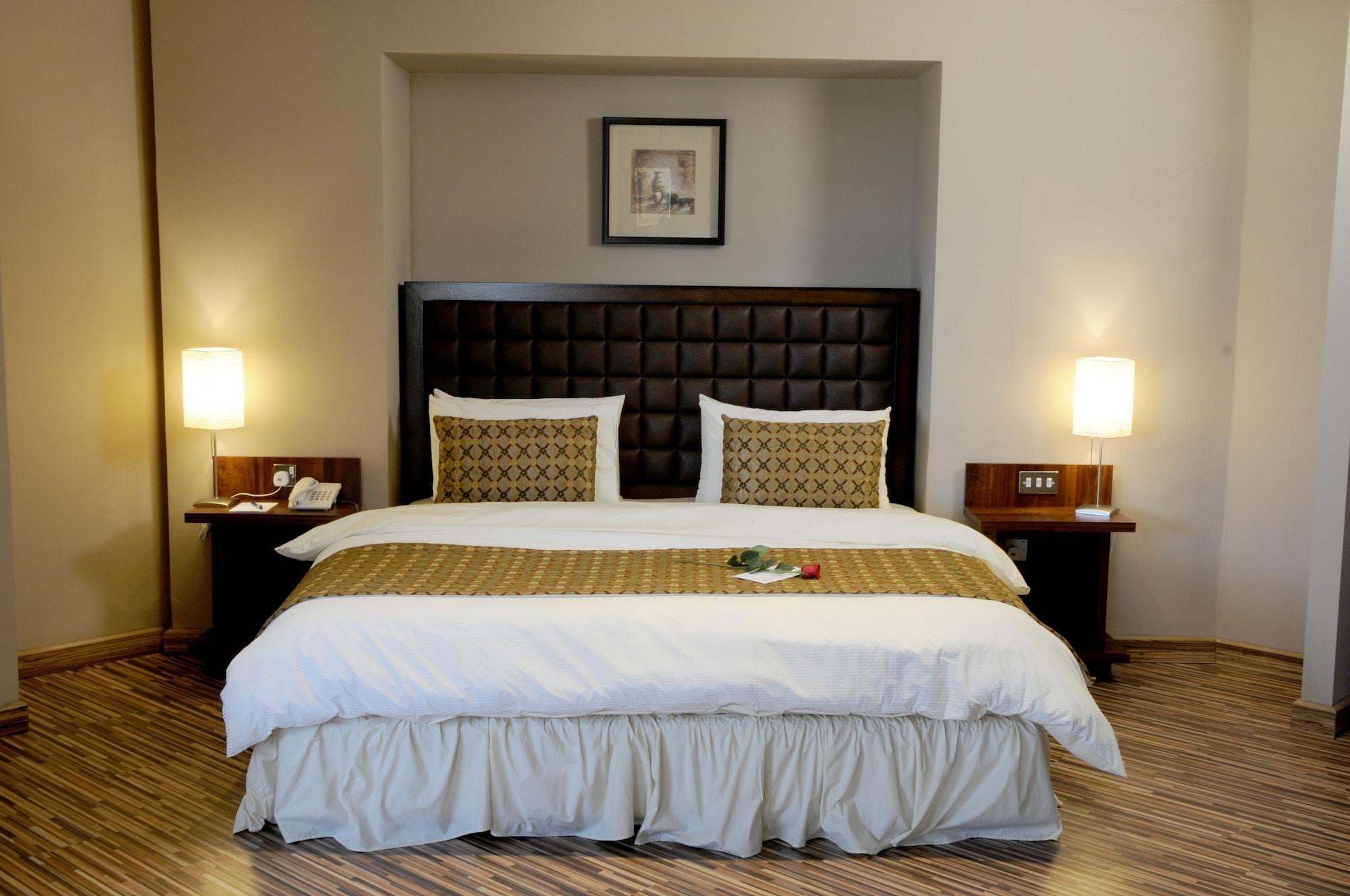 Spice Hotel Kuwait City Bagian luar foto