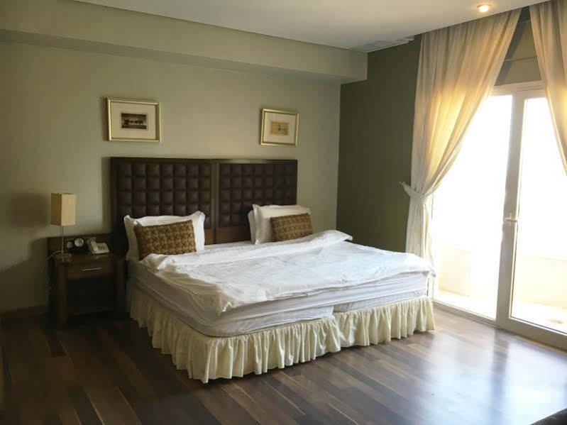 Spice Hotel Kuwait City Bagian luar foto
