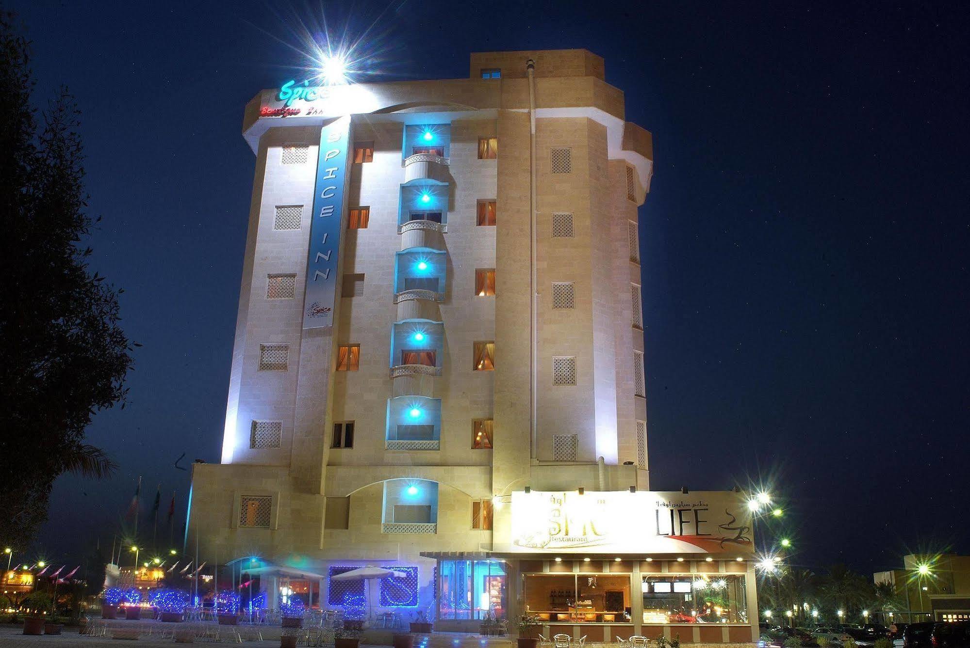 Spice Hotel Kuwait City Bagian luar foto