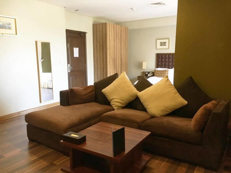 Spice Hotel Kuwait City Bagian luar foto